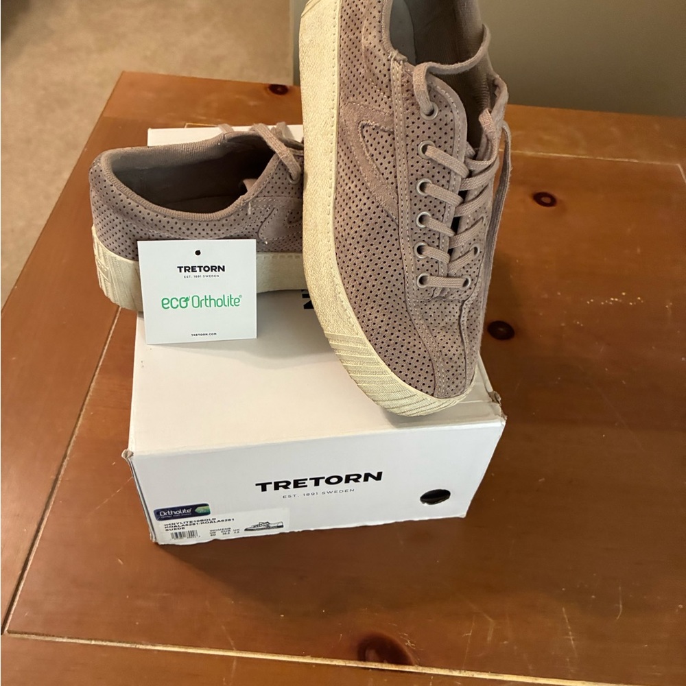 Tretorn White Shoe Box with Ortholite Label